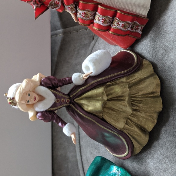 Barbie Christmas Ornaments Hallmark Keepsake Lot of 5 Vintage Holiday Barbie - Picture 3 of 6